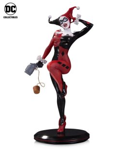 murderous-manipulative-angel:FIRST LOOK: #DCCoverGirls Harley Quinn statue by @Joelle_Jones for #DCCollectibles 