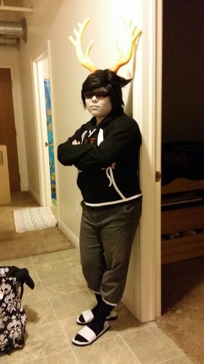 lizawithazed:callib-bourne:toot-my-whistle:I FINISHED THE COSPLAY!!The new deer troll from hussie’s 