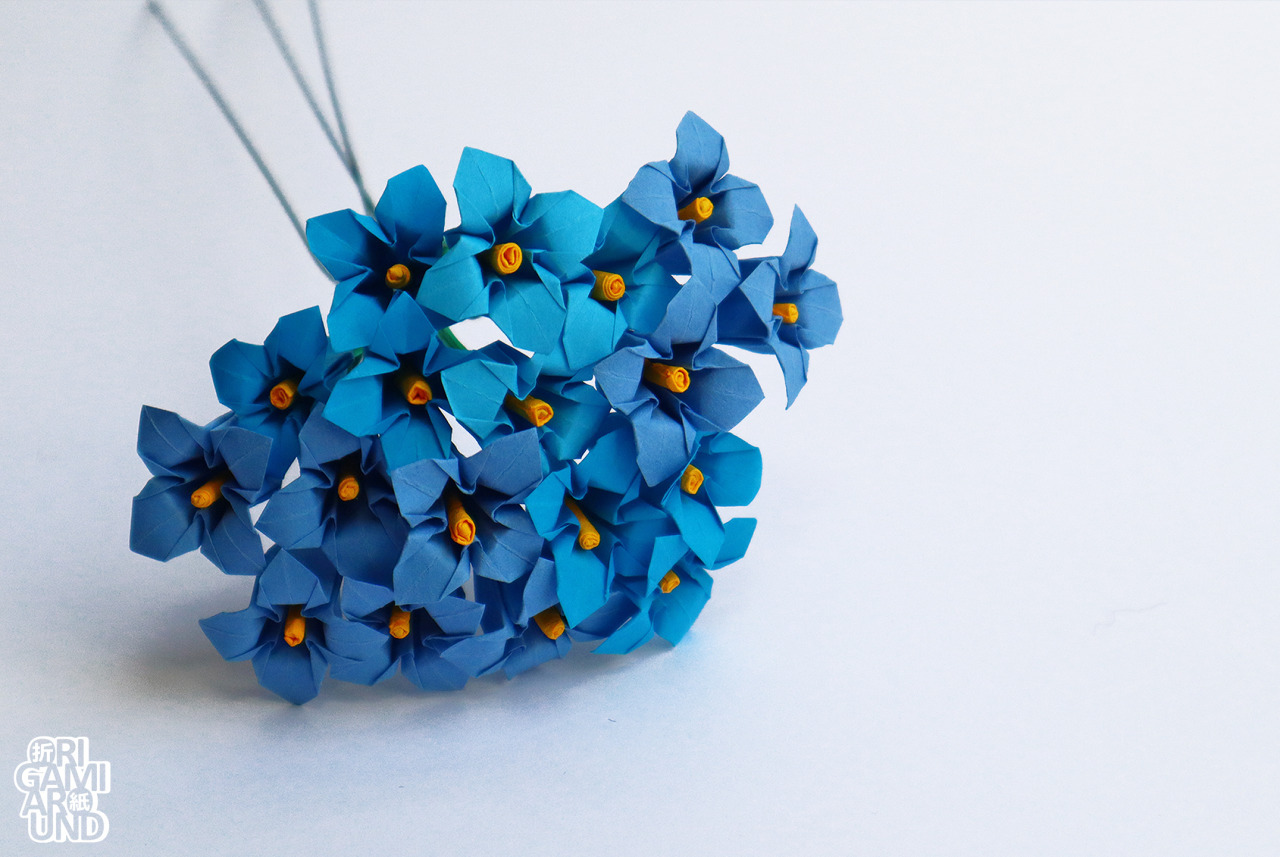 Large Origami Mobile with Blossoms – Blue