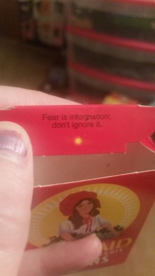 dwps:  foxydunsparce: My box of raisins is making me really uncomfortable Don’t ignore it. 