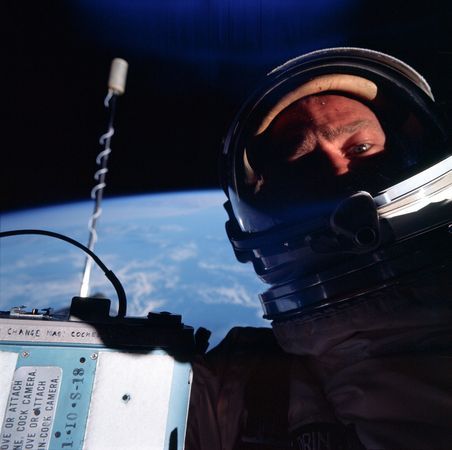 fuckyeahspacecrafts: PROJECT GEMINI Many of NASA’s first came from Project Gemini. Mission goa