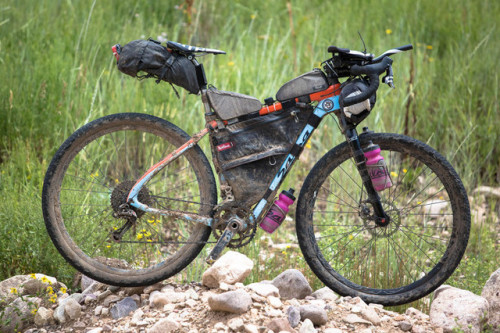 bttlobo: Bikepacking, a arte de acampamento selvagem em bicicleta