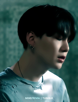 Stay Gold Giving Me Fake Love Vibes,,, We Love To See It