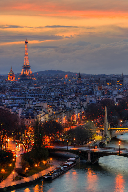 LittlePawz: In the immortal words of Audrey Hepburn, “Paris is...