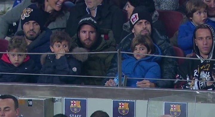 piquira:Geri, Leo, and Luis with their sons at Camp Nou today watching Barca ❤️