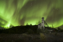 Abandonedography:  Northern Lights And An Abandoned Gold Mine, Northern Territories,