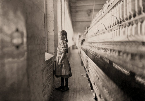 • Lewis Hine •