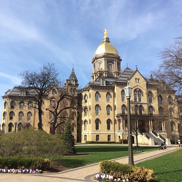 Notre Dame: Easter Sunday. #notredame #goldendome #nd #easter #sunday #sky #clouds #nofilter #dome (at Main Building)