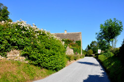 fairytale-europe:  Swinbrook, England (1 &amp; 2) 