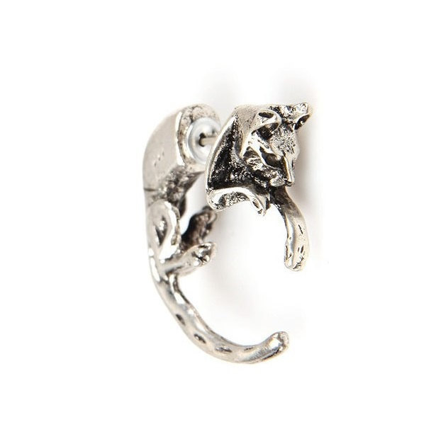 wickedclothes:  Kitty Stud Earrings Keep a furry friend with you wherever you go.