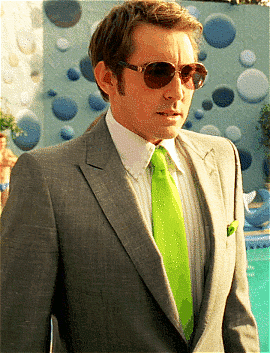 wulfqang:  Pushing Daisies meme ↳ 2/9 outfits 