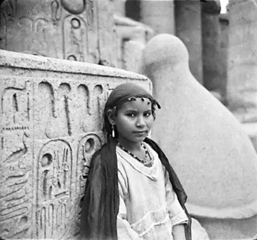 tanyushenka:Photographs:  Egypt (undated)