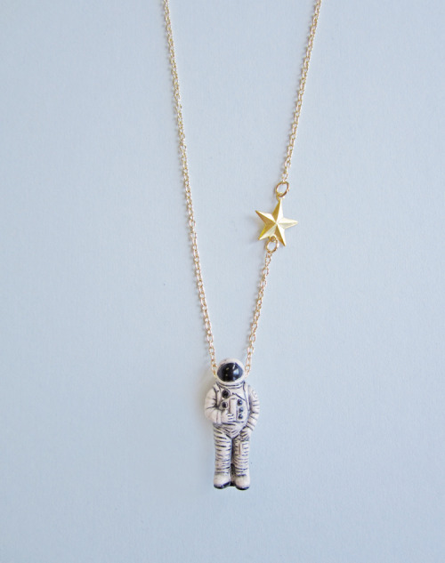 staceythinx:Super fun necklaces from Eclectic Eccentricity, a store for “the girl who is inquisitive