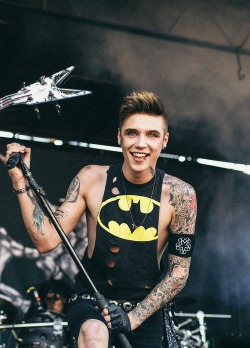 allfleshnobones:  Andy Biersack | Black Veil Brides