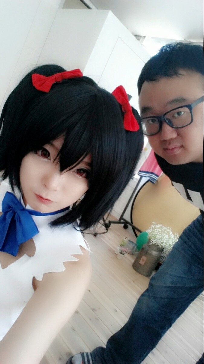 kuudererules:  Tuna cosplay as Hestia or Nico Yazawa