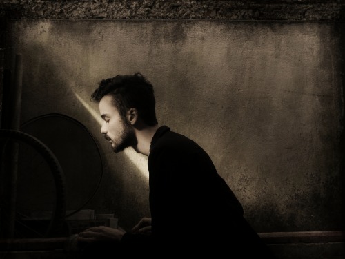 juancasemiro:  autorretrato, 2015. 