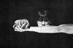 vivipiuomeno:  Eikoh Hosoe 細江 英公 (26) 