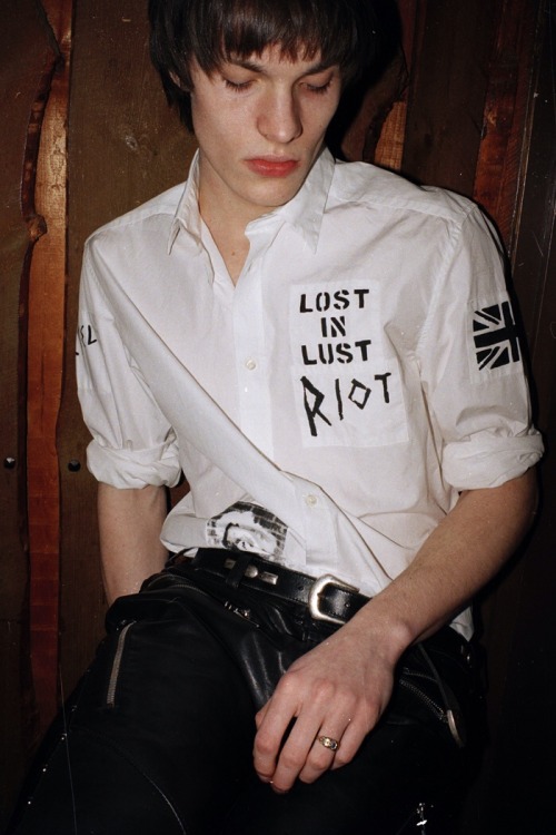 krapleg:Lasse Dearman for Man About Town