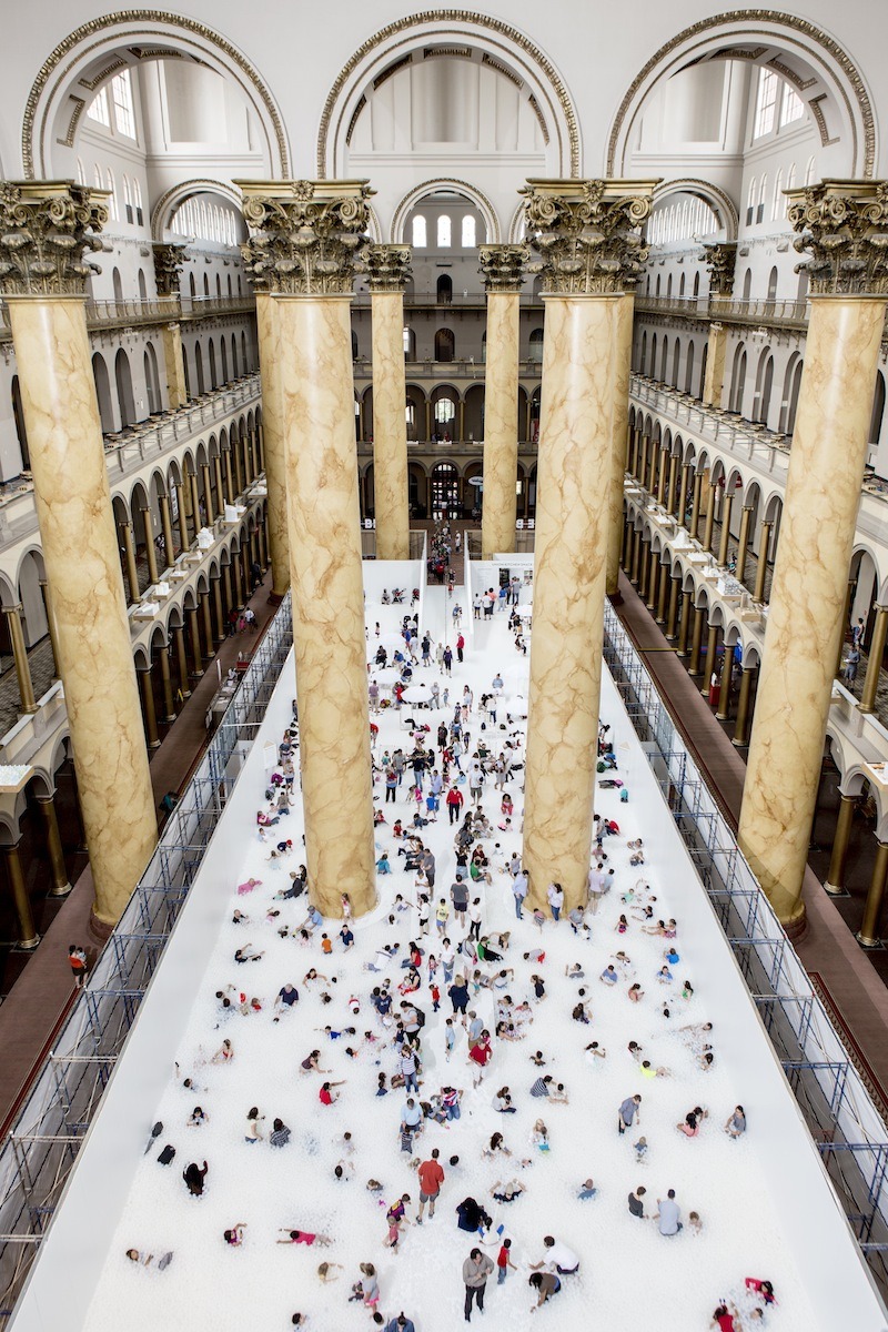 wnq-writers:  culturenlifestyle:A 10,000 Square Foot Ball Pit Located Within Museum