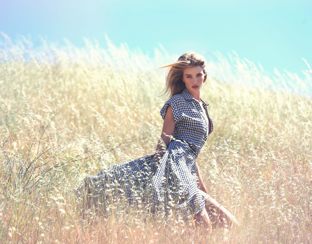 sophs-style: sophs-style:   Rosie Huntington-Whiteley by David Bellemere for The