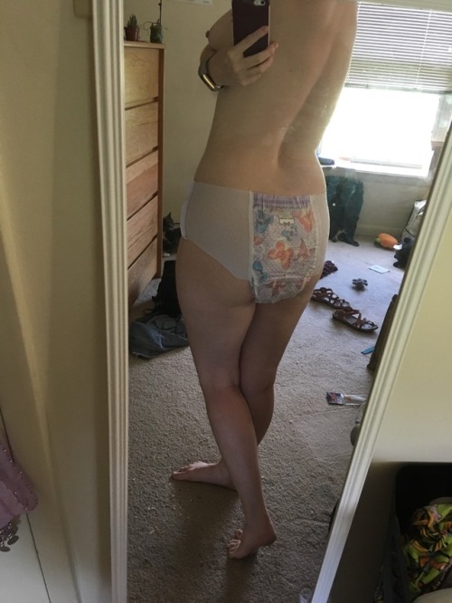 a-fragile-fox:  Guess who (finally) got herself goodnites! I just tried one on and it feels amazing. I don’t wanna take it off! So now I’m just hanging out in my diaper 