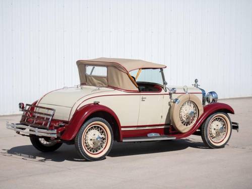 the1920sinpictures:1928 Dodge Brothers Victory Six Sport Roadster. From Liveauctioneers.