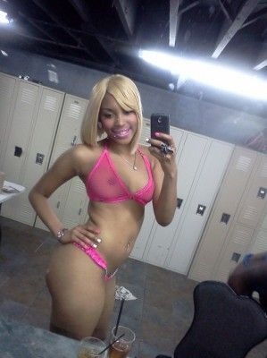 astoldbyclitliquor:  Stripper Chick meal #5
