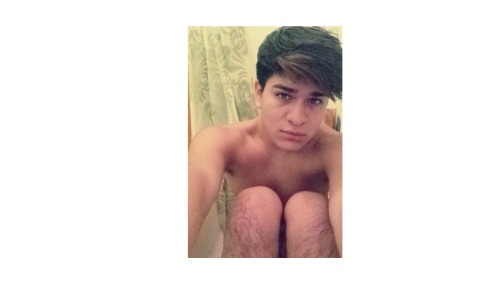 typicalkevin:  Nudity is beauty 