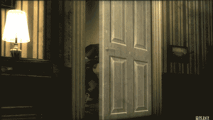 box-tank:  guyfawx:  Snake Creepin  This is spooky on many levels     TACTICAL ESPIONAGE