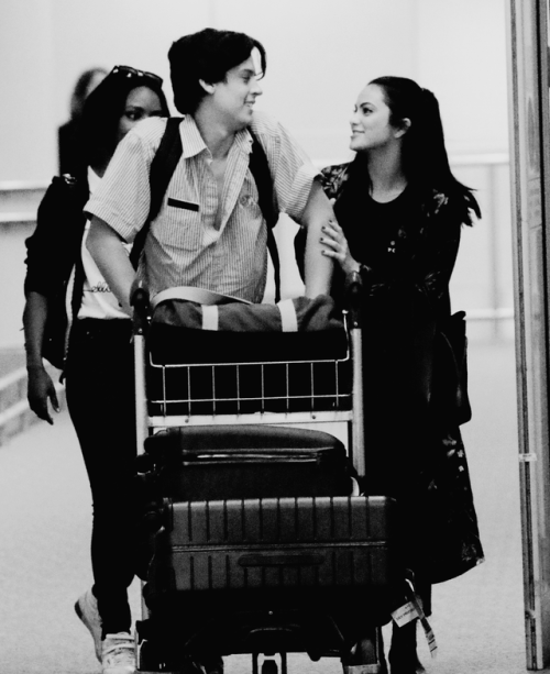 jeronicasource: Cole Sprouse and Camila Mendes at Vancouver International Airport.