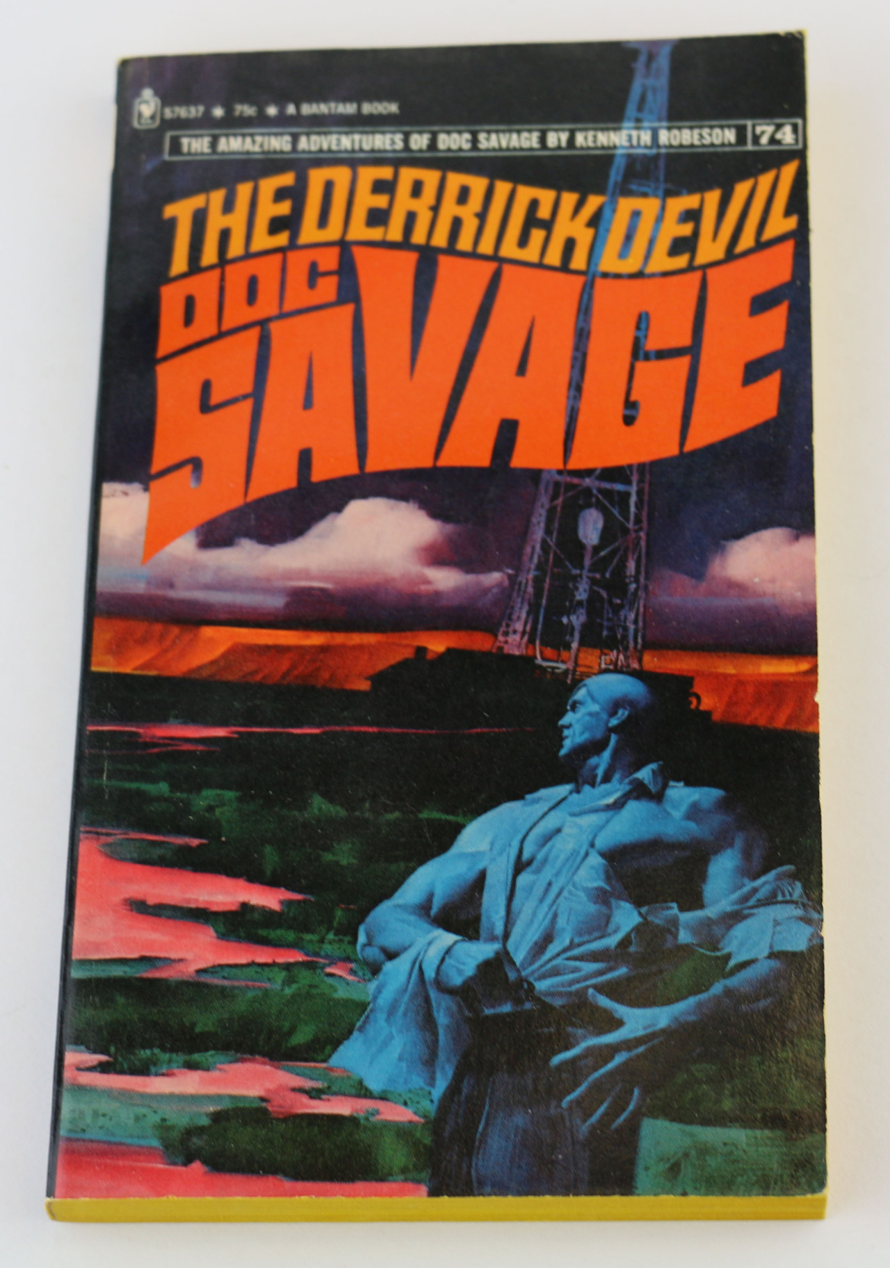 hevelincollection:  Here are some paperbacks from the iconic Bantam Books edition