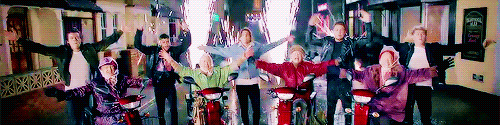 omgzarry:  One Direction → Music Videos