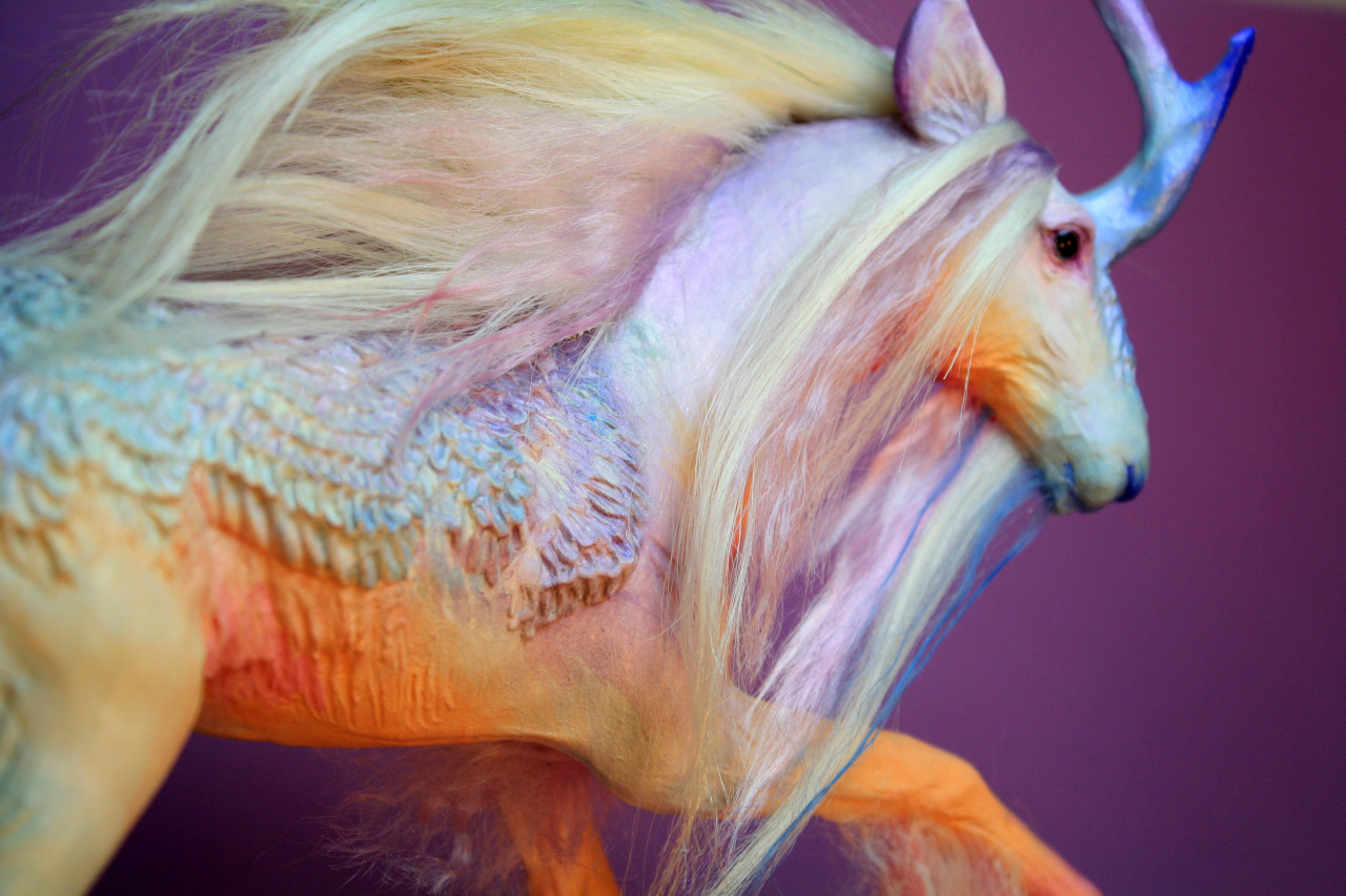 quequinoxart:  “Borealis” is a one of a kind, hand made kirin sculpture. She