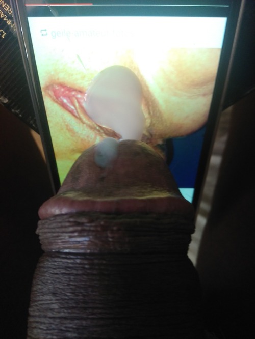 geile-amateur-fotos:  Pity I cannot let her taste this cock THX for this awesome Cum-Tribute @ http: