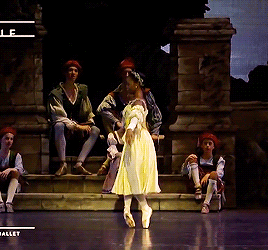 tiaraloveskandlupita:Michaela DePrince