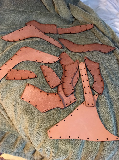 Progress Shots Of A New Dragon Mask! Showing The End Result First. I Really Like How The Whole Thing