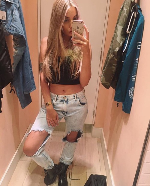 http://streetgrl.tumblr.com/post/159233931917