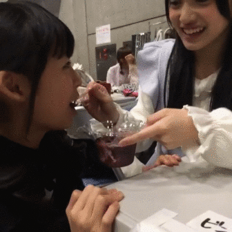 soimort:幕張に天使がいた！！可愛すぎる小６こと、まきちゃんと私の推しメン美音ちゃん♡♡一生見てられるこの動画。