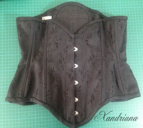 Client corset finished and on its way! Underbust with swooping front, in black Corsage Broche outer 