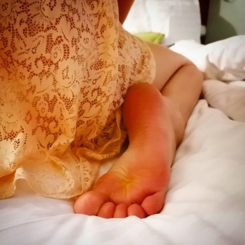 thesolestice:#barefoot #soletease #teamprettyfeet #softsoles #tastyfeet #barefootgirl #solelicious #footfetishnation #girlsoles #barefeet https://www.instagram.com/p/B7uBzGAJWcI/?igshid=11s9rusvaq5e4