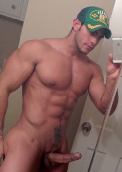 sexynekkidmen:  puppyeyesonmasterscock: 