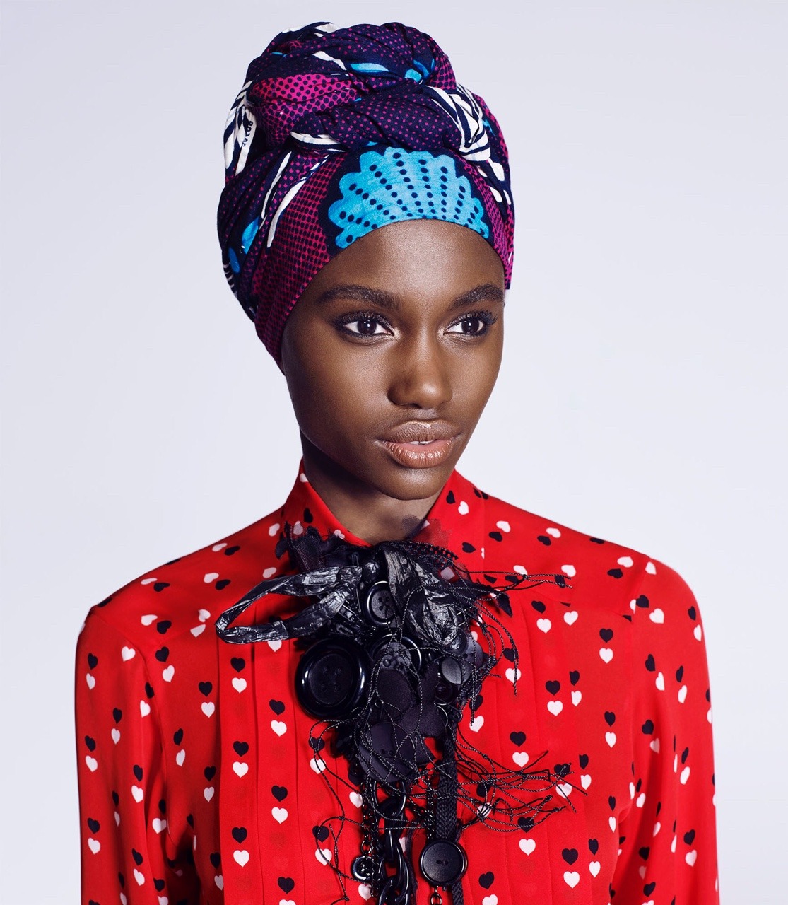 ohthentic:  continentcreative:  Tara Falla for Ubikwist Magazine by Luis Montinero