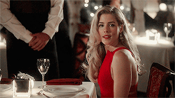 felicysmoak:  Felicity Smoak. M.I.T. Class of ’09. 