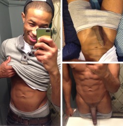 theblackclarkkent:  LilDudes Love Taking Selfies ðŸ˜ðŸ˜ðŸ™ŒðŸ˜‹ðŸ˜ðŸ™ˆðŸ˜ðŸ˜ðŸ˜ðŸ˜  www.instagram.com/J_Tiberiuskirkwww.twitter.com/_DkM_Smith