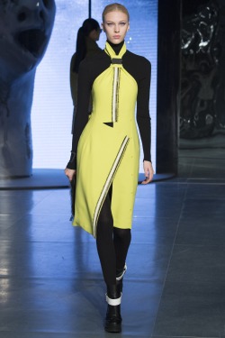 oncethingslookup:  Kenzo Fall 2014 RTW  .