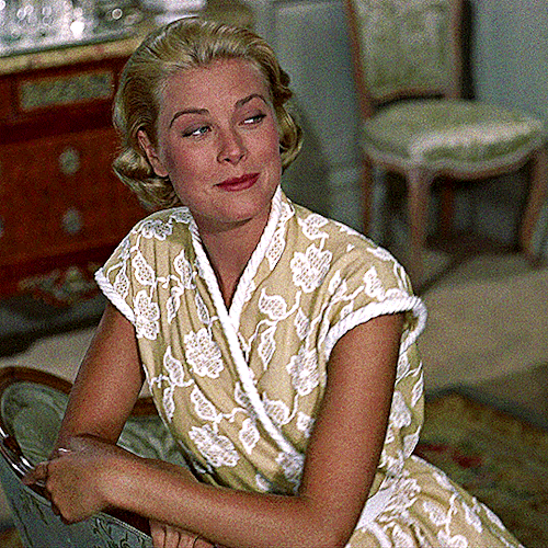 cinemaspast:GRACE KELLY in TO CATCH A THIEF (1955) dir. Alfred Hitchcock