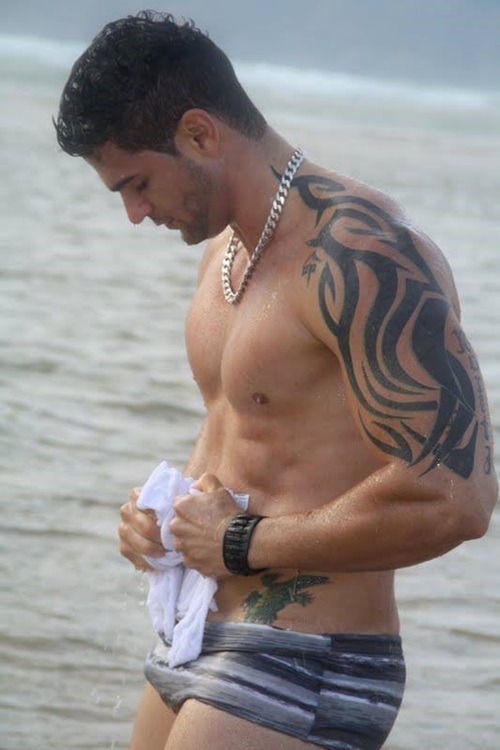 tarado-por-macho:  Rodrigo Lima, ex-BBB