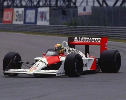 Ayrton Senna (McLaren-Honda MP4/4), Canadian GP, 1988. @gp_classic
https://www.instagram.com/p/CnSd3hkNXVa/?igshid=NGJjMDIxMWI=