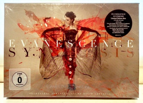 It FINALLY arrived!!! My Synthesis Limited Deluxe Box ! Omg I’m sooo happy #evanescence #amylee #syn