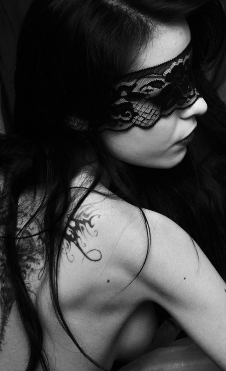 d-i-a-b-o-l-i-q-u-e-s:  DIA | TWI | FB 